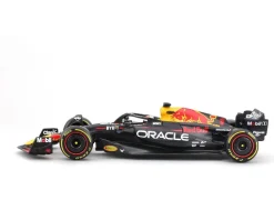 Bburago 18-38083 - Modellauto - Red Bull Racing F1 RB19 Perez #11 (mit Helm, Maßstab 1:43) Formel 1