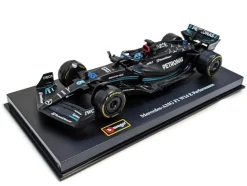 Bburago 18-38081R - Modellauto - F1 Mercedes AMG W14 '23 #63 Russel (mit Helm, Maßstab 1:43)