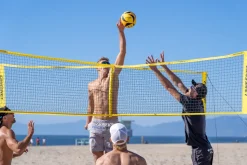 Crossnet Ultimate Bundle Volleyball 4 Felder bis zu 8 Personen