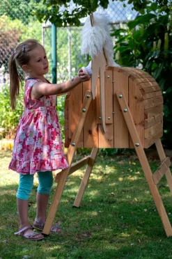 dobar Großes Spielpferd aus Holz - versch. Ausführungen