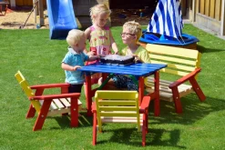 dobar Mehrfarbige Kindersitzgarnitur mit Tisch