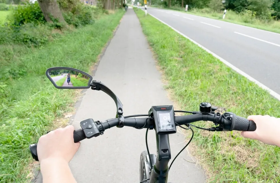 Fahrradspiegel, für die Montage am Lenker, zur Linksmontage, um 360° drehbar