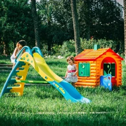 INJUSA Kinderrutsche My First Slide ab 2 Jahre – Gartenrutsche mit Wasserschlauchanschluss für Wasserspaß