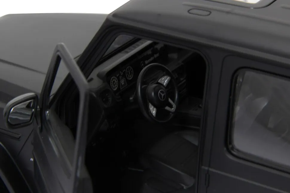 JAMARA Mercedes-AMG G63 1:14 schwarz 2,4GHz Tür manuell
