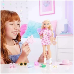 Mattel JGH87 - Barbie - Dream Besties - Malibu Puppe – Modepuppe mit 11 Zubehörteile und Accessoires