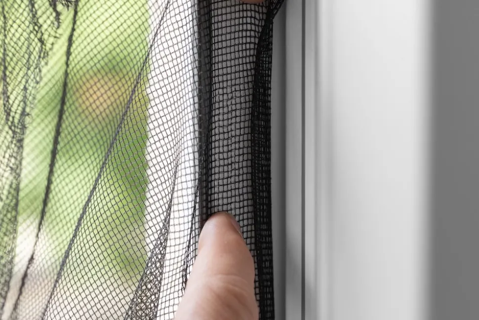 Schellenberg Befestigungsband für Polyester-Fliegengitter semi-transparent 5,6 m