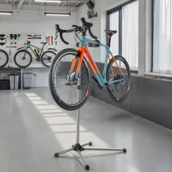 tectake® Fahrradmontageständer, für alle gängigen Modelle, lackschonend, inklusive Werkzeugablage mit Montageschlüssel