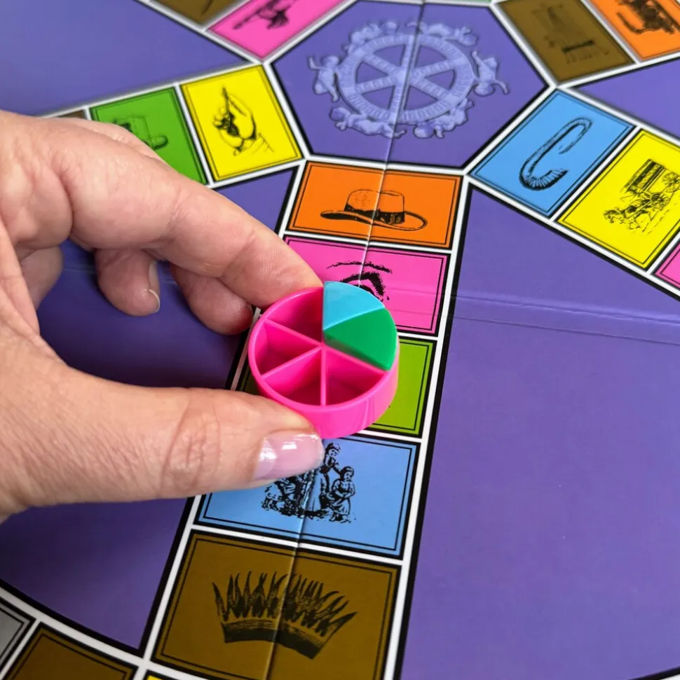 Trivial Pursuit Brettspiel Vintage Buch Edition Quizspiel Gesellschaftsspiel ab 8 Jahren