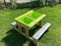 Wendi Toys Sand Wasser Picknick Tisch inkl. Bänken Wannen